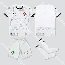 Carregar imagem no visualizador da galeria, Kit Criança Alternativo Seleção Portugal Puma 2025 1-2 Anos Camisola Futebol
