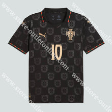 Carregar imagem no visualizador da galeria, NOVA CAMISOLA EDIÇÃO ESPECIAL EUSÉBIO VERSÃO PLAYER PORTUGAL 2025 Camisola Futebol
