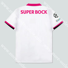 Carregar imagem no visualizador da galeria, NOVA CAMISOLA EDIÇÃO ESPECIAL ROSA SPORTING CP 25/26 Camisola Futebol
