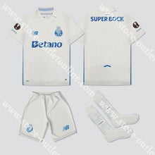 Carregar imagem no visualizador da galeria, NOVO KIT CRIANÇA 3º EQUIPAMENTO FC PORTO 25/26 Camisola Futebol
