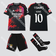 Carregar imagem no visualizador da galeria, NOVO KIT CRIANÇA 3º EQUIPAMENTO SL BENFICA 26/27 - Camisola Futebol
