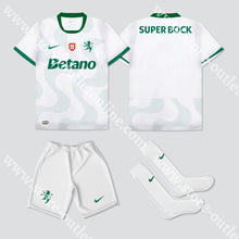 Carregar imagem no visualizador da galeria, NOVO KIT CRIANÇA ALTERNATIVO BRANCO SPORTING CP 25/26 Camisola Futebol
