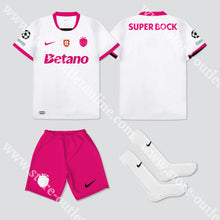 Carregar imagem no visualizador da galeria, NOVO KIT CRIANÇA EDIÇÃO ESPECIAL SPORTING CP 25/26 Camisola Futebol
