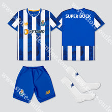 Carregar imagem no visualizador da galeria, Novo Kit Criança Principal Fc Porto 24/25 1-2 Anos Camisola Futebol
