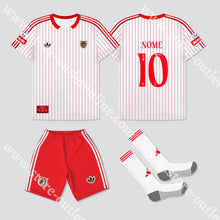 Carregar imagem no visualizador da galeria, NOVO KIT CRIANÇA RETRO SL BENFICA 25/26 Camisola Futebol
