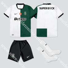 Carregar imagem no visualizador da galeria, NOVO KIT CRIANÇA STROMP SPORTING CP 25/26 Camisola Futebol
